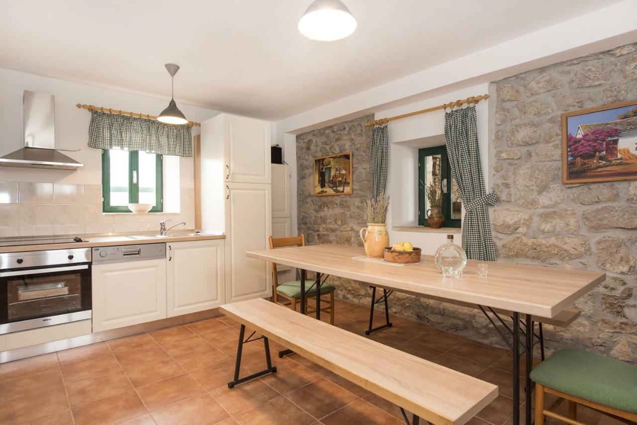 Villa Cetina Milasi Bagian luar foto