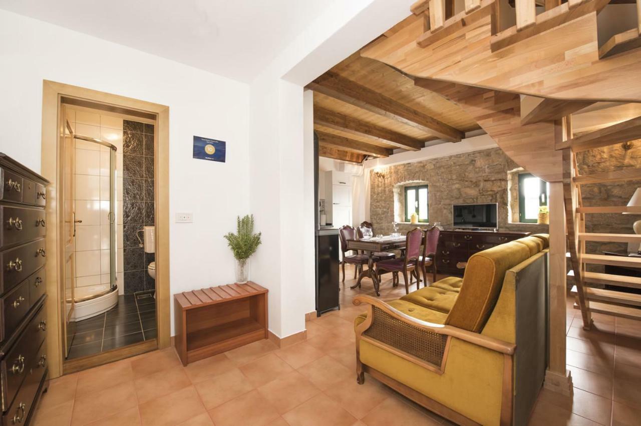 Villa Cetina Milasi Bagian luar foto