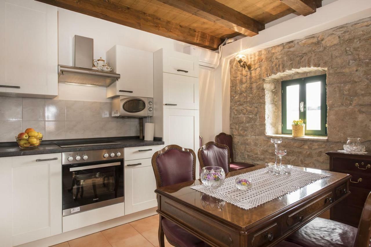 Villa Cetina Milasi Bagian luar foto
